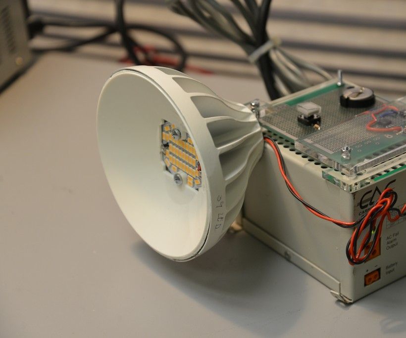 Digitally controlled BIG LED Lamp