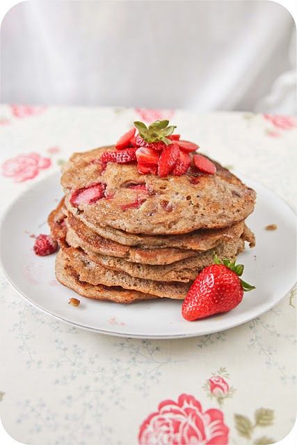 Whole Wheat Strawberry Pancakes