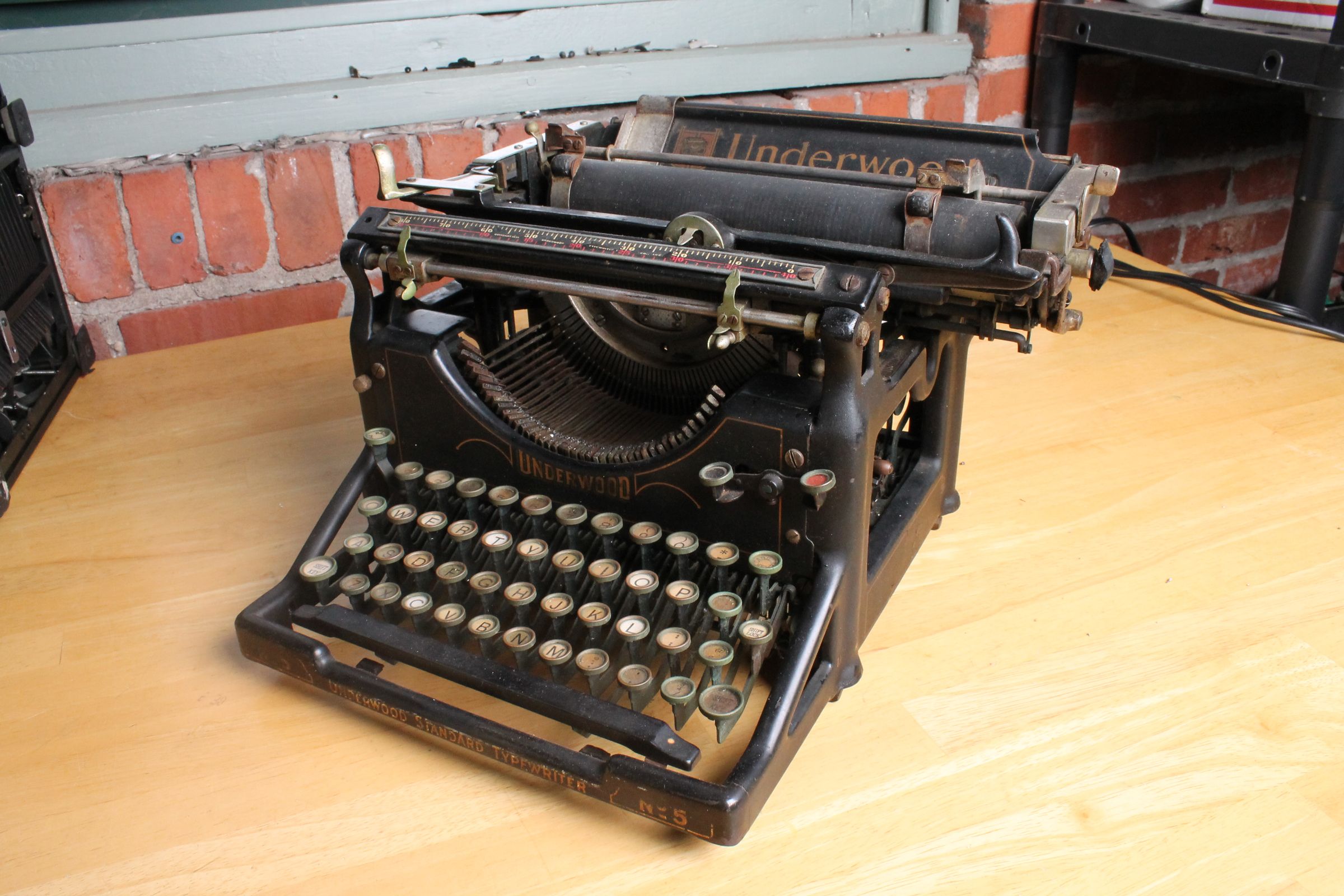 Installing USB Typewriter Kit on Underwood 5 Desktop 6 Steps