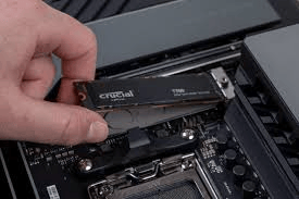 Installing the SSD