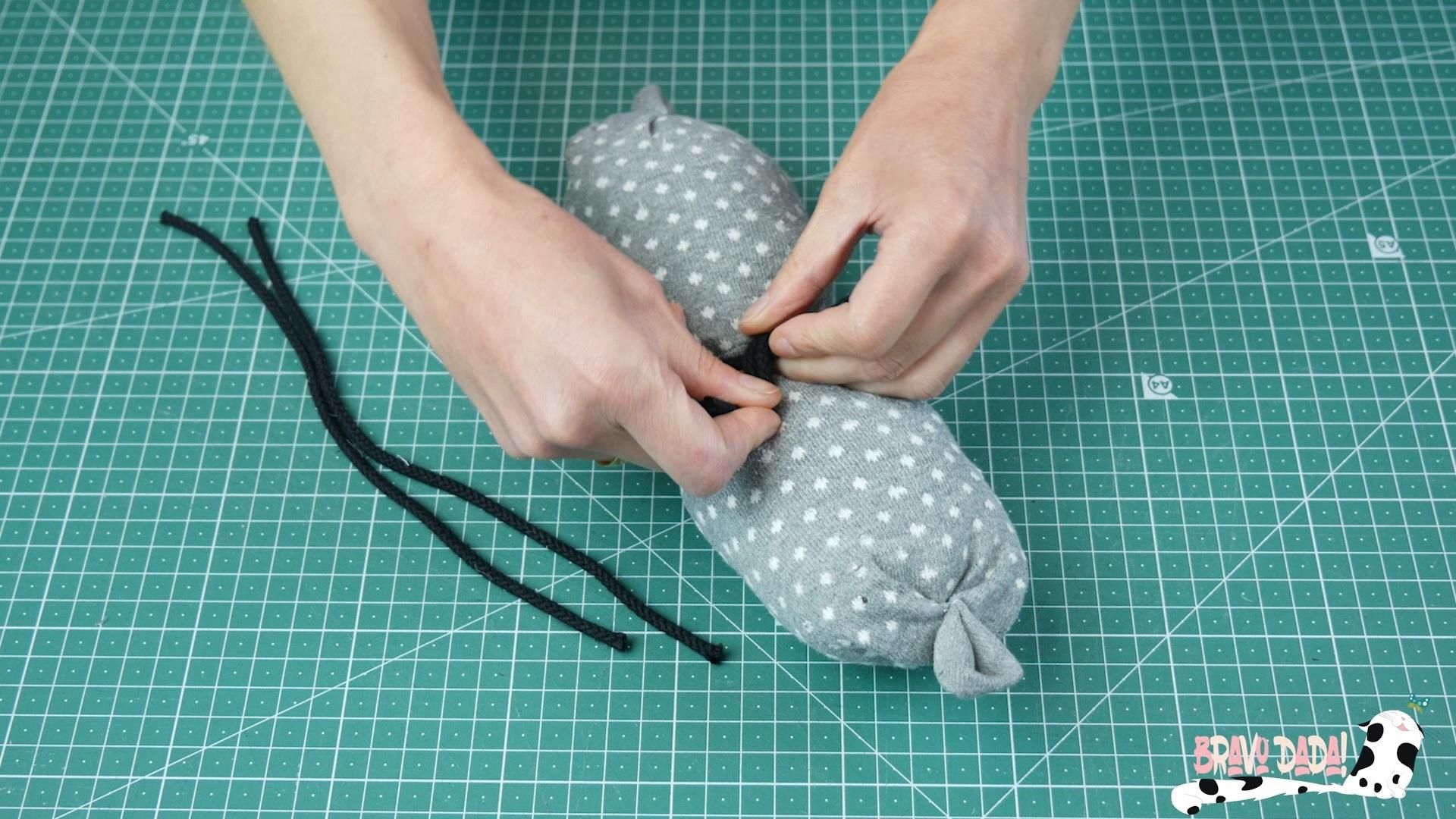 DIY How to Make a Cat Toy Out of Old Socks Old Clothes Reuse Ideas Bravo Dada! Sewing
