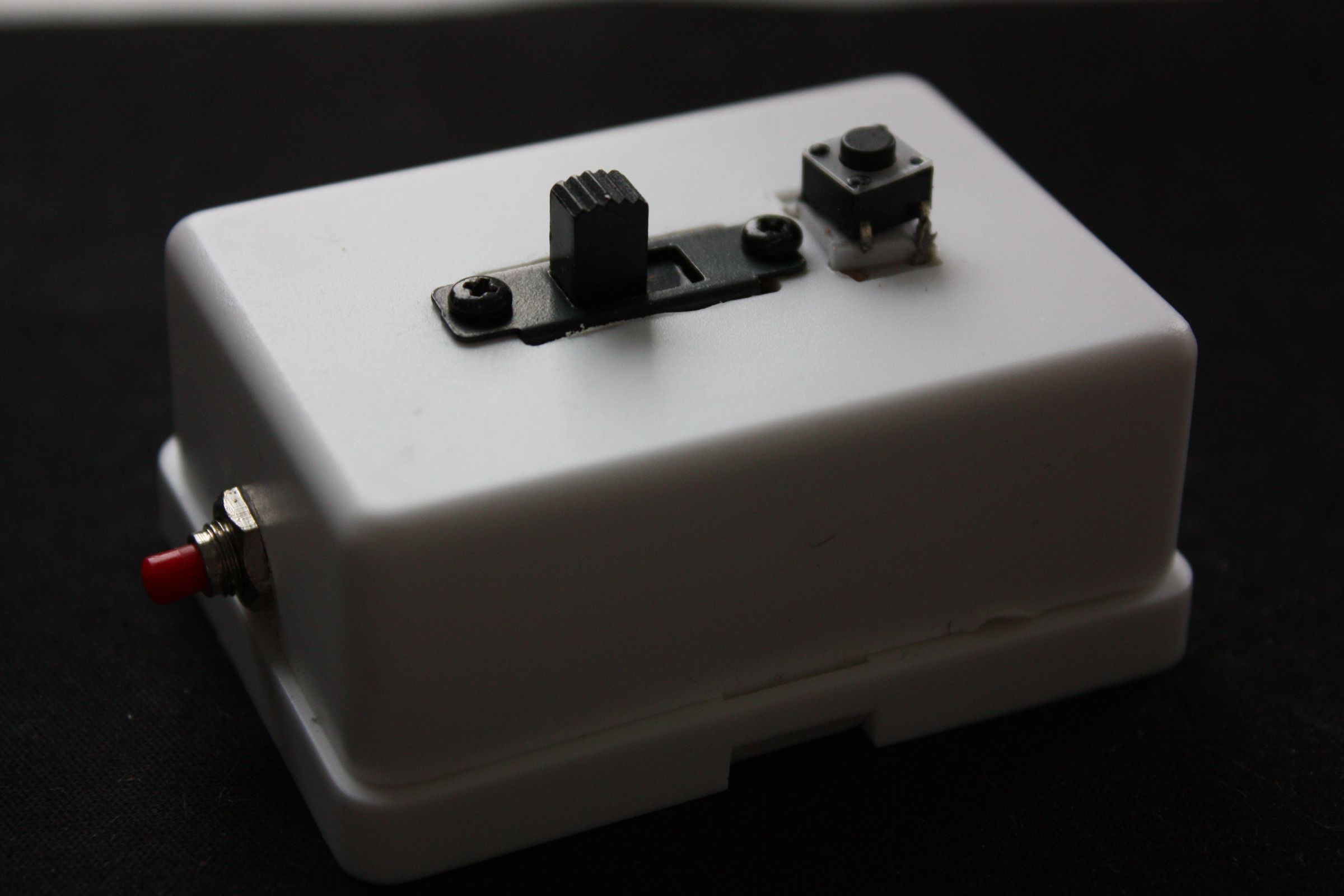 DIY Canon Shutter Release, Focus and Long Exposure Switch 3 Steps