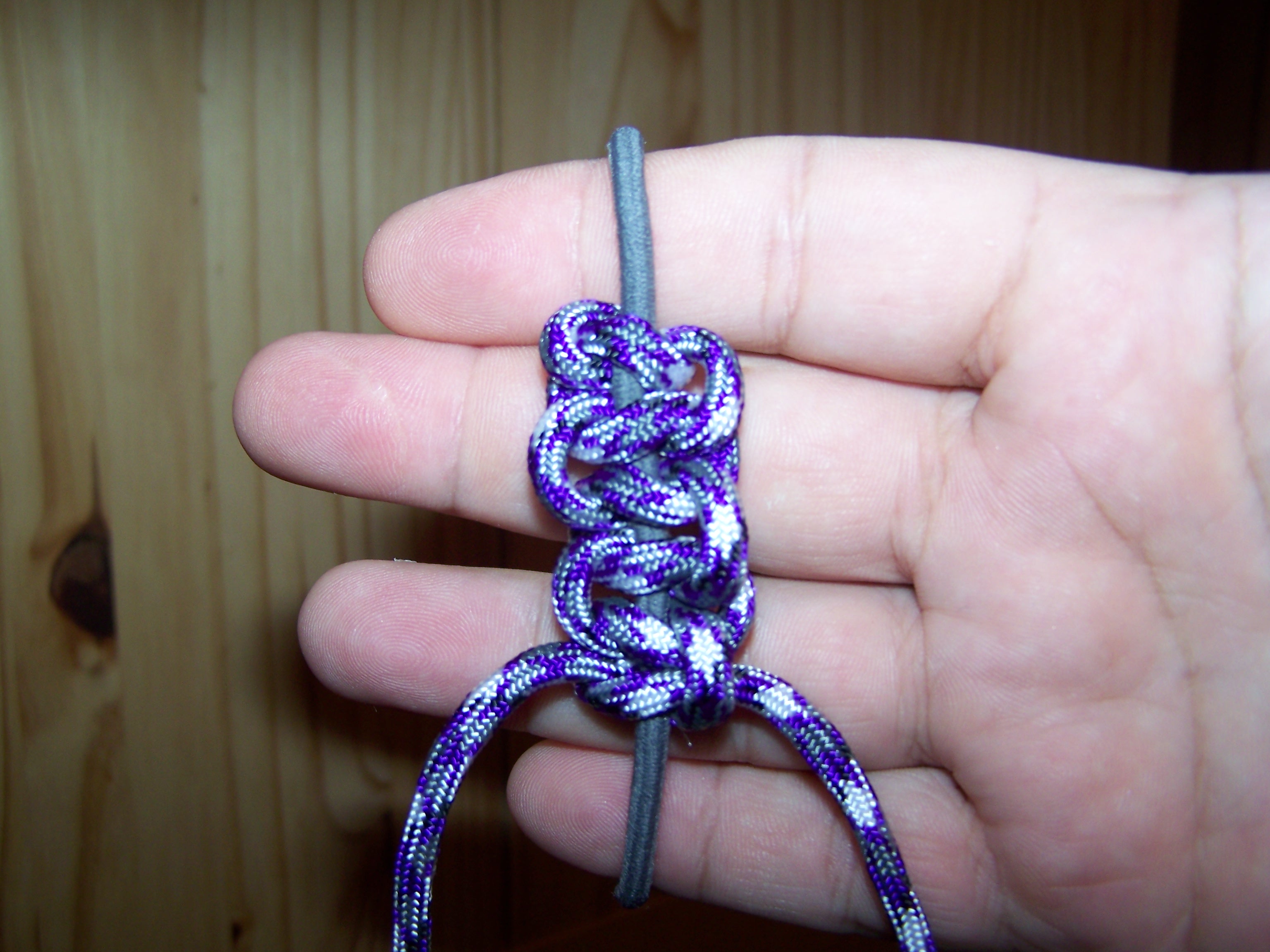 Stretchy Paracord Bracelet 5 Steps Instructables