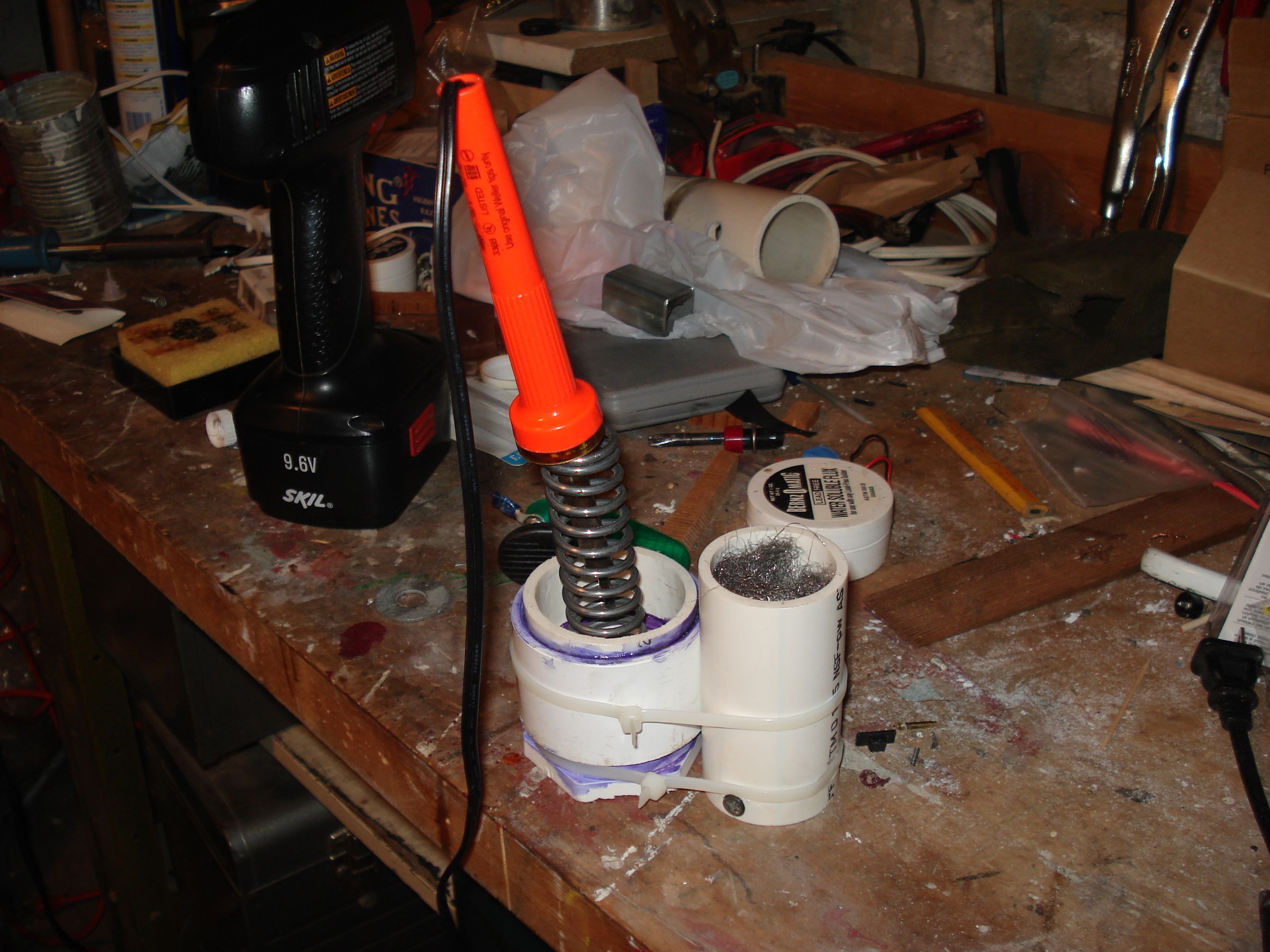 Make a $2 high-quality soldering iron tip cleaner