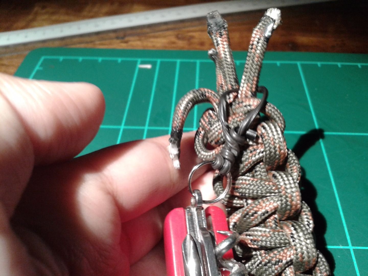 DIY Paracord MultiTool Belt Hanger 5 Steps Instructables