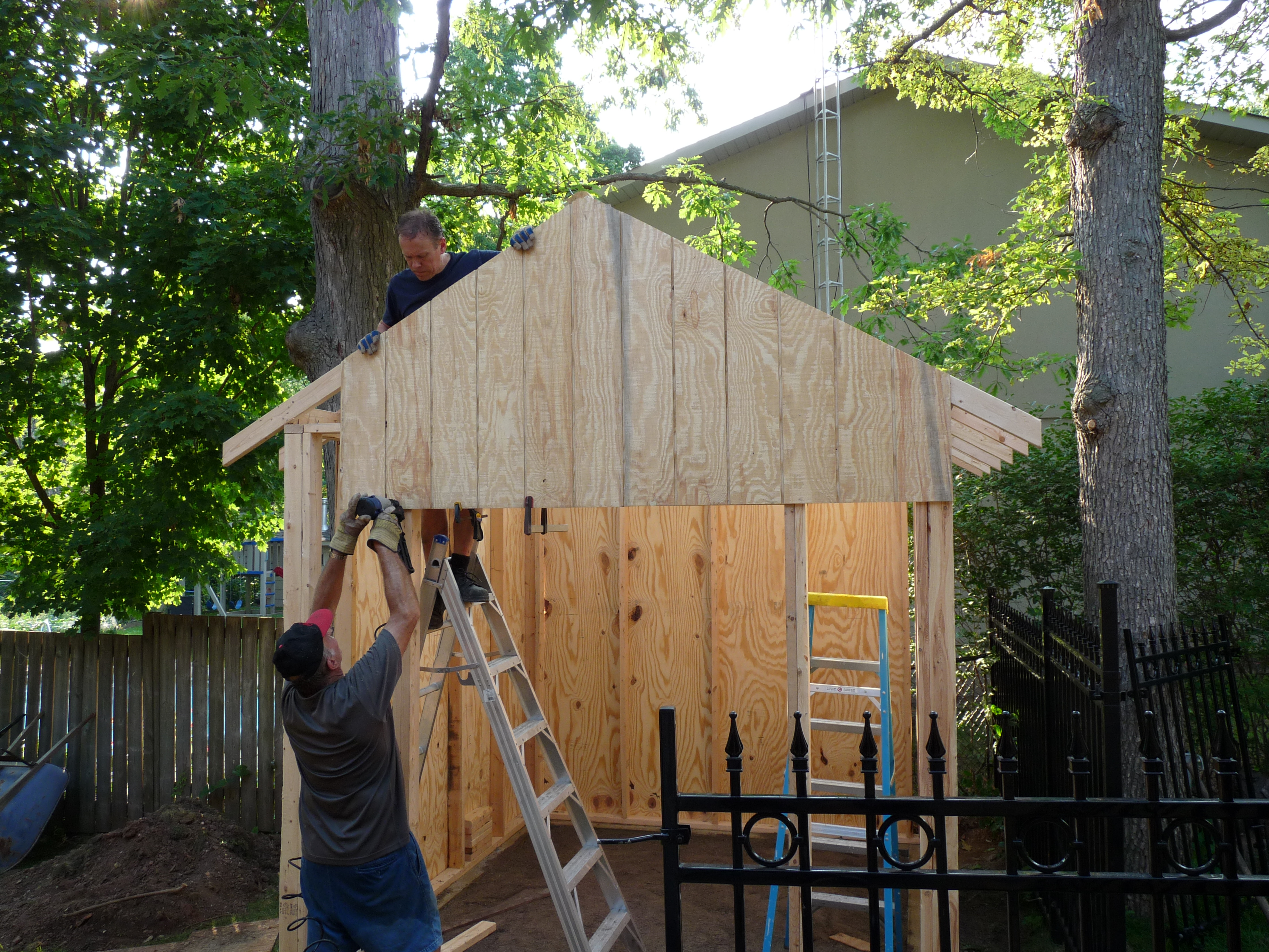 Build Your Own Storage Shed! : 12 Steps (with Pictures) - Instructables