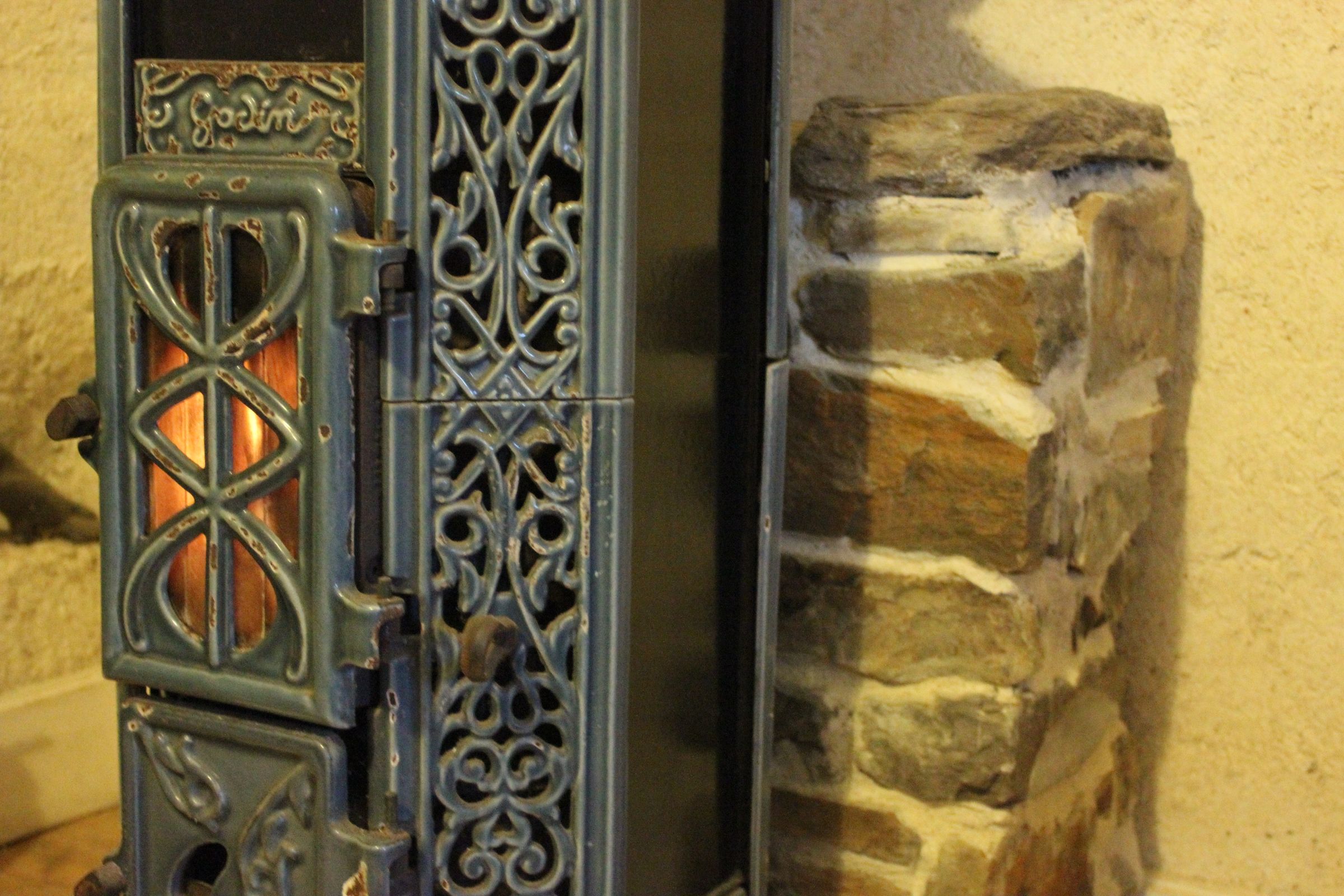 How to Make Your Own Storage Heater From Strawcrete and Stone Part 3