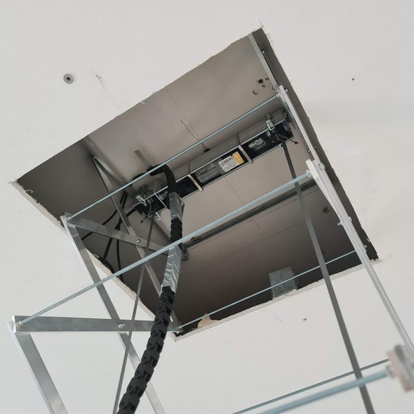 Top Scissors - Engine - Ceiling Mount