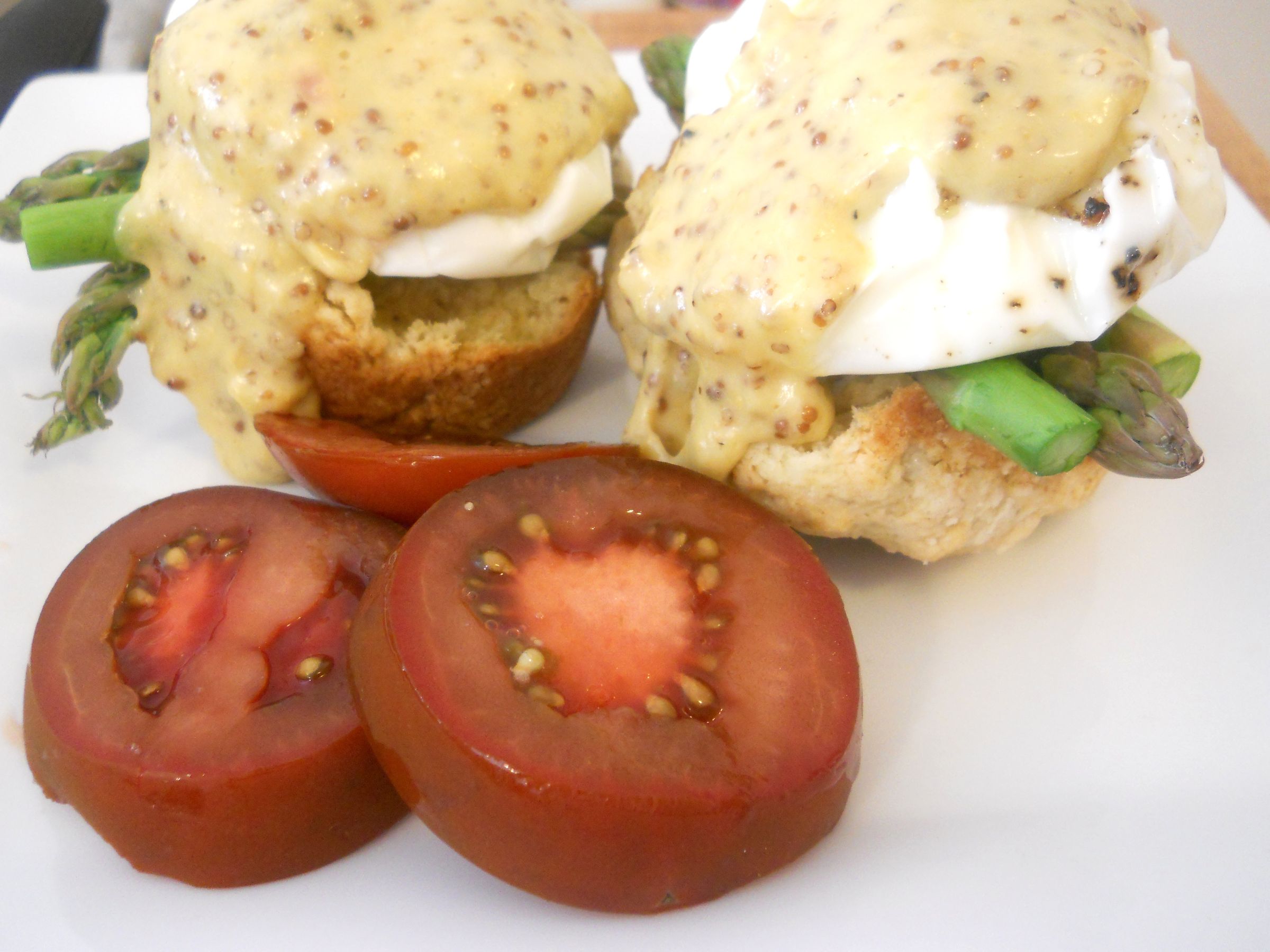White Cheddar Asparagus Eggs Benedict