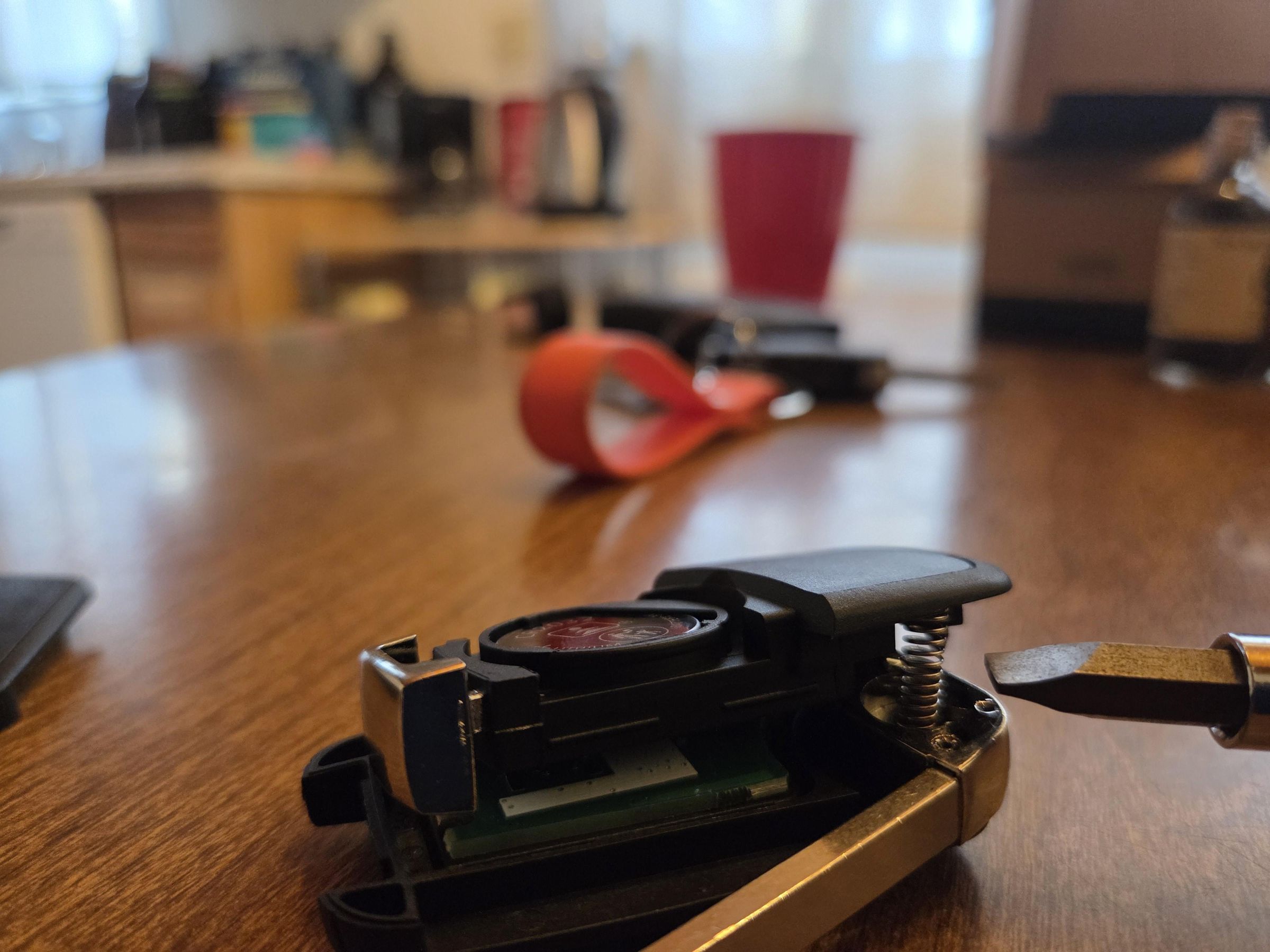 Replace Your Key Fob Shell : 5 Steps - Instructables