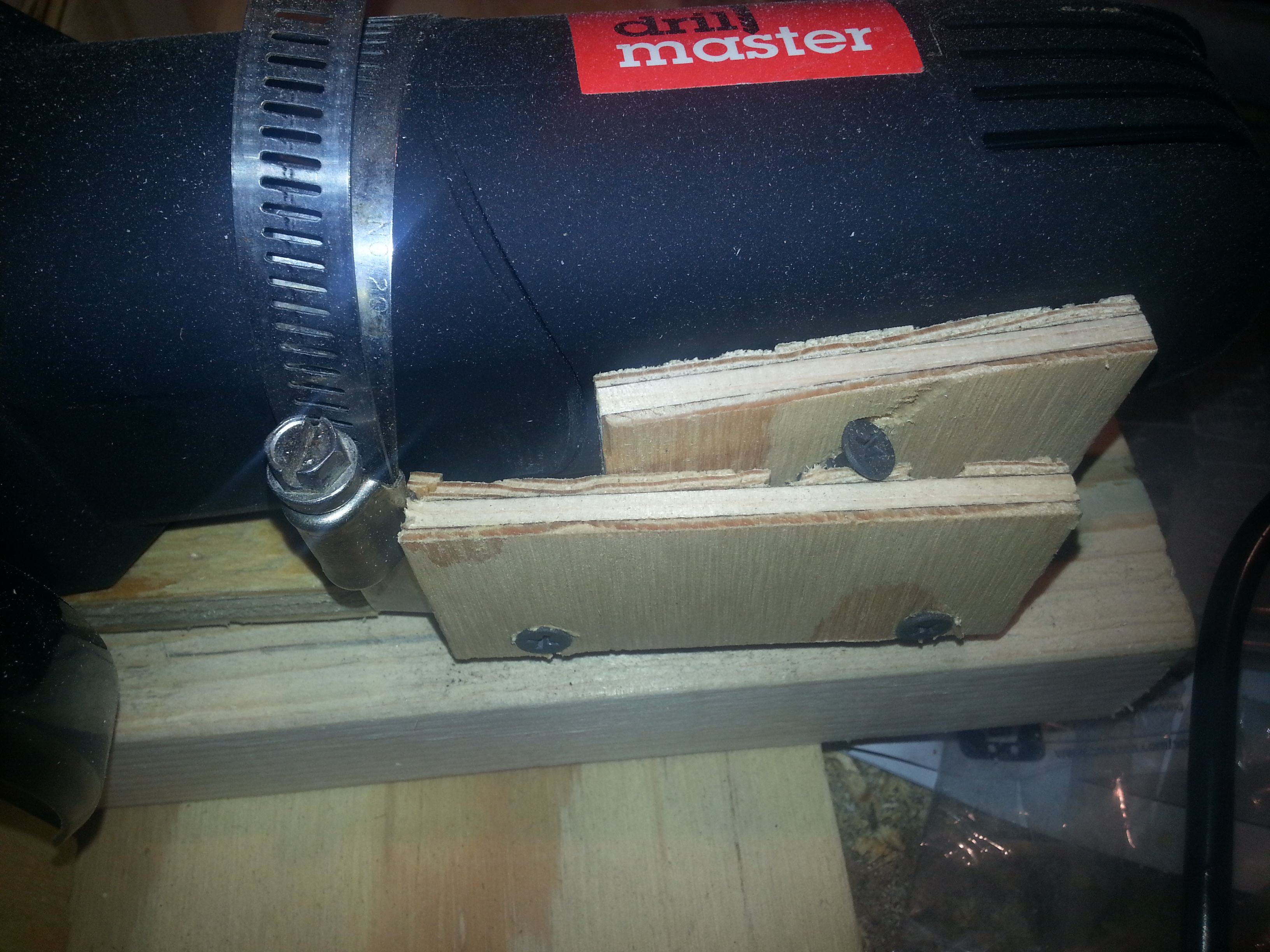 Metal Chop Saw From Grinder Made of Wood 5 Steps (with Pictures