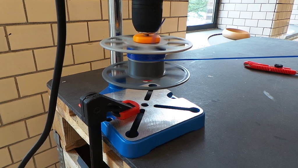 3D-printable Split Filament Spool With Threaded Joint : 10 Steps ...