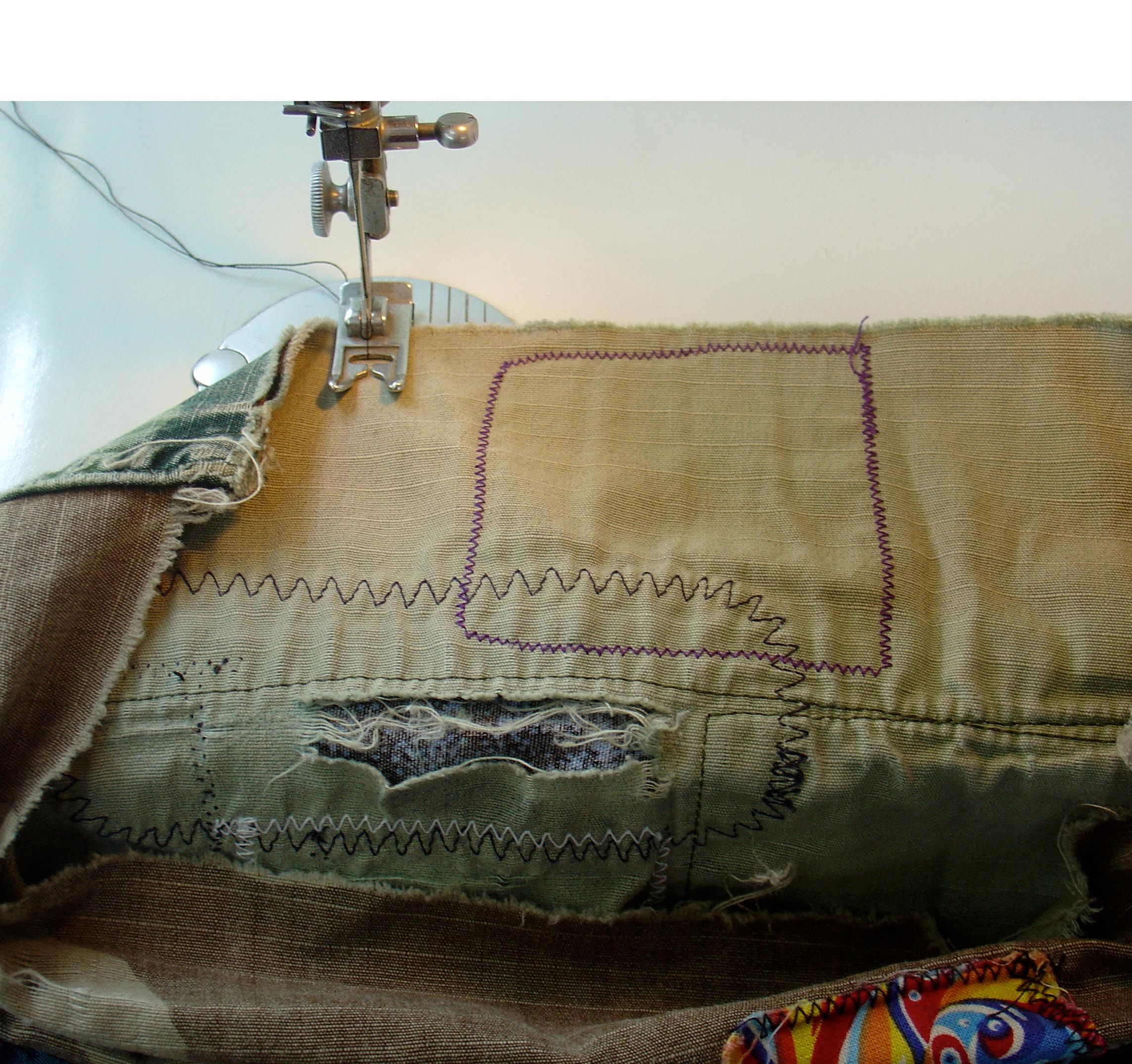 How to Patch Your Clothes 6 Steps (with Pictures) Instructables