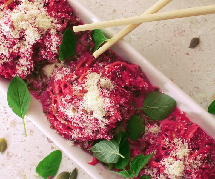 Raw Beetroot Zucchini Pasta