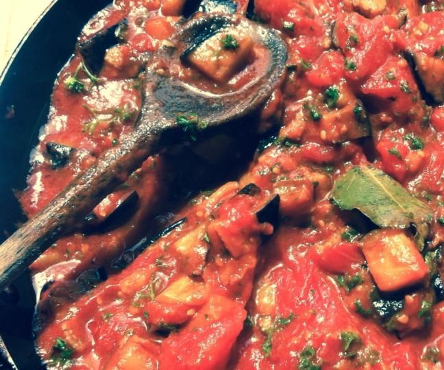 Imam Bayildi (Middle Eastern Aubergine & Tomato)