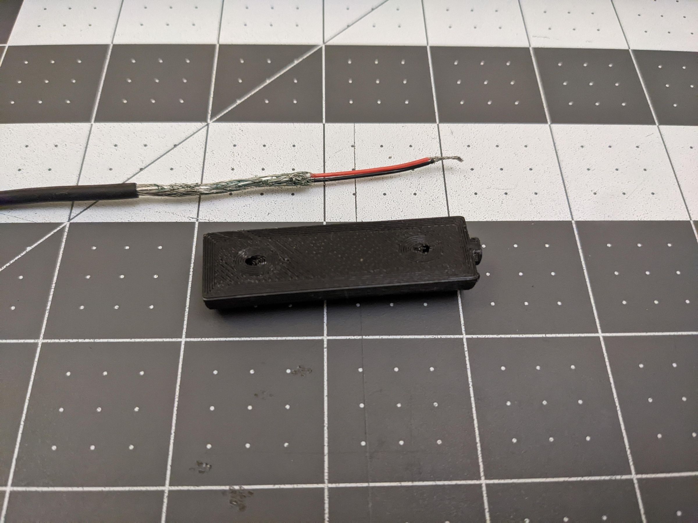 AA Battery to USB Adapter (with 3d Printed Parts) 4 Steps Instructables