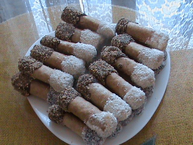 Yin Yang Chocolate Rolls