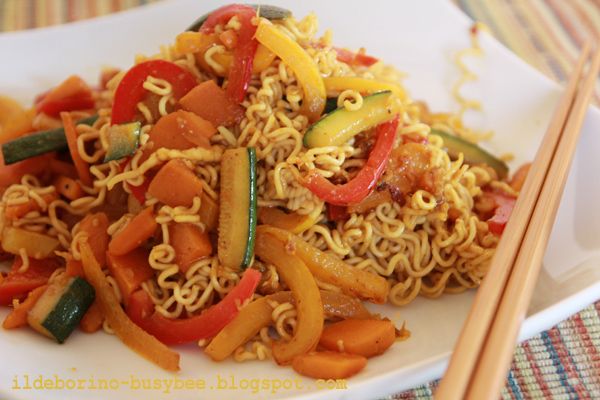 Noodles With Stir-Fry Curry Vegetables
