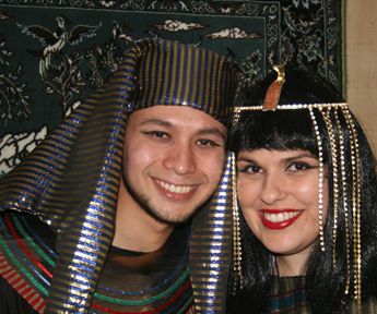 Make a King Tut/Pharaoh Head Piece From an Old Hat