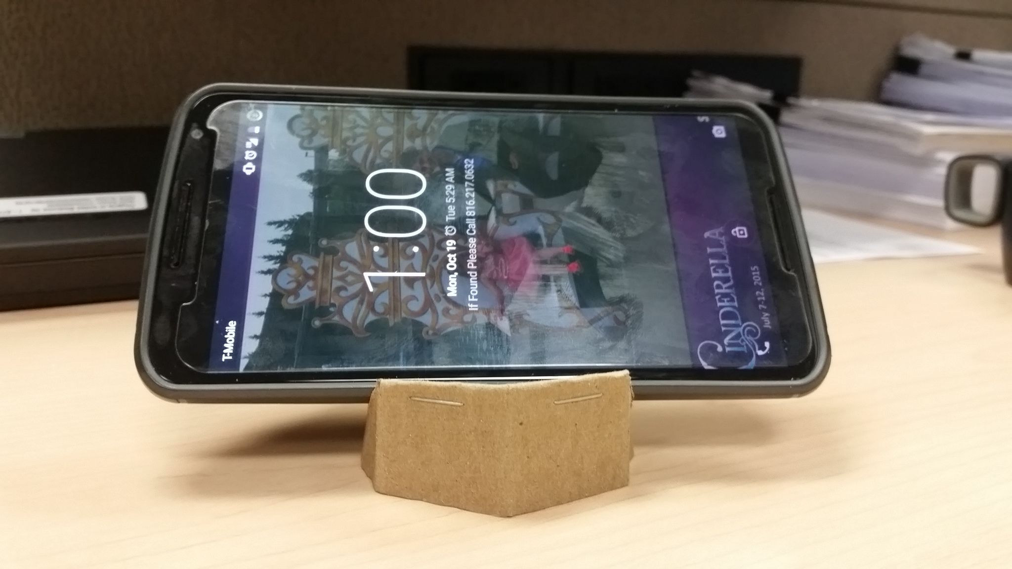 Coffee Sleeve Phone Stand 