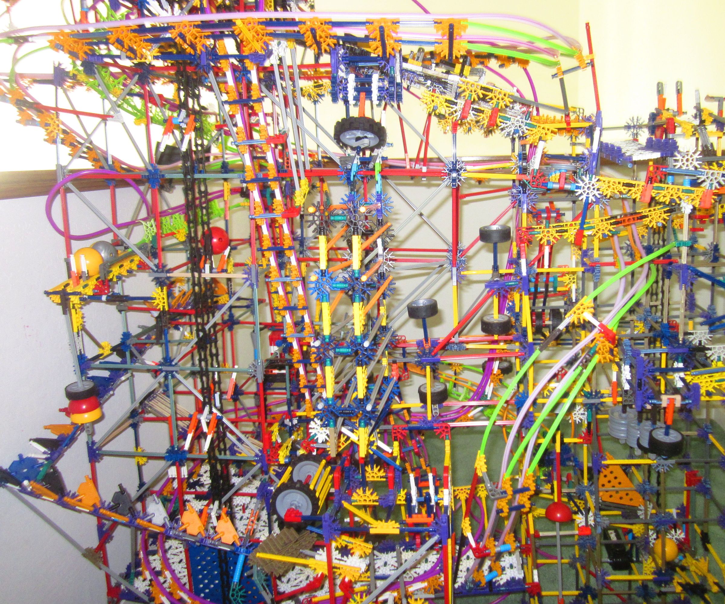 The Element a K'nex Ball Machine