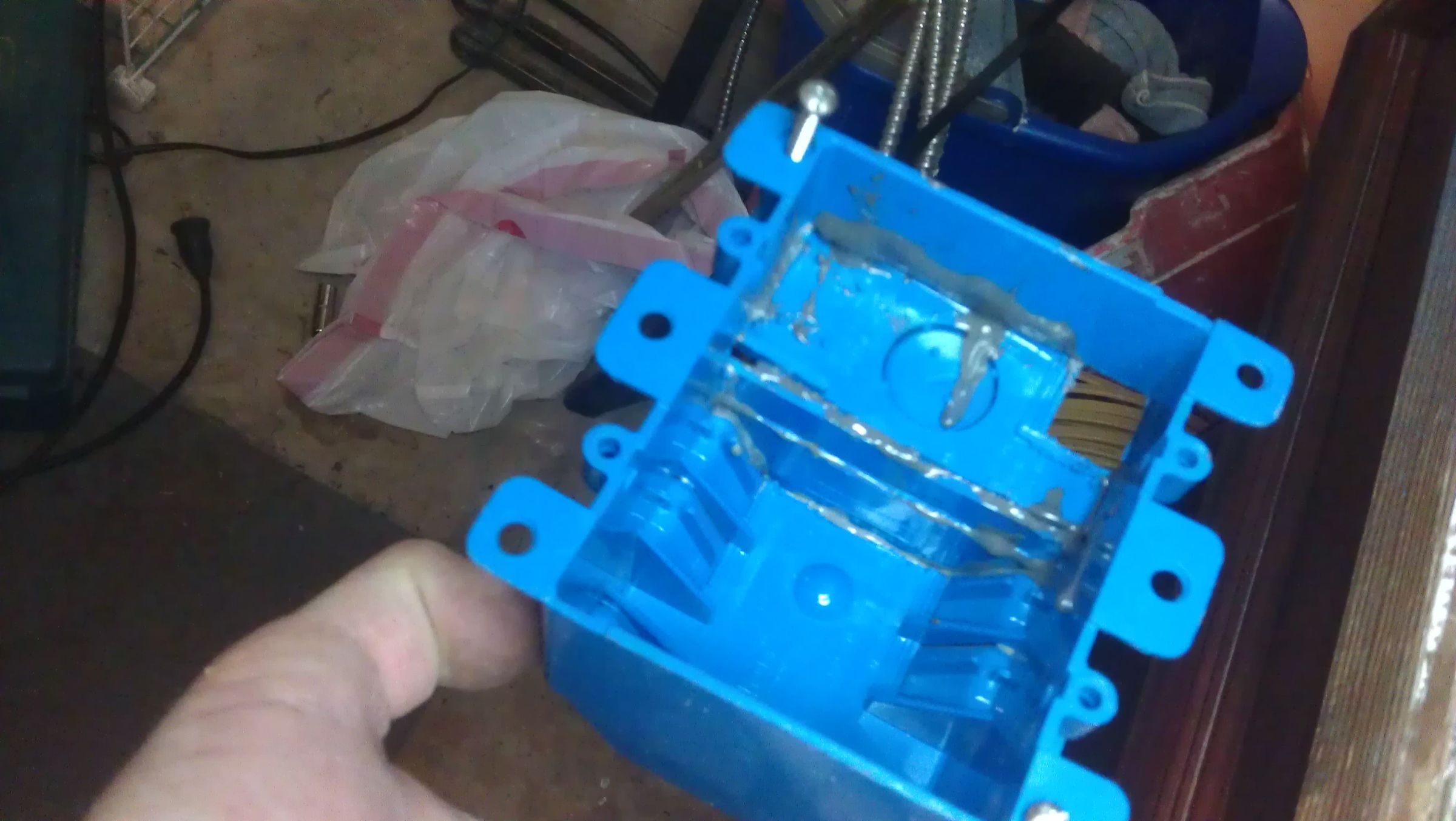 Adding "Shore Power" to a VW Camper Van 7 Steps (with Pictures