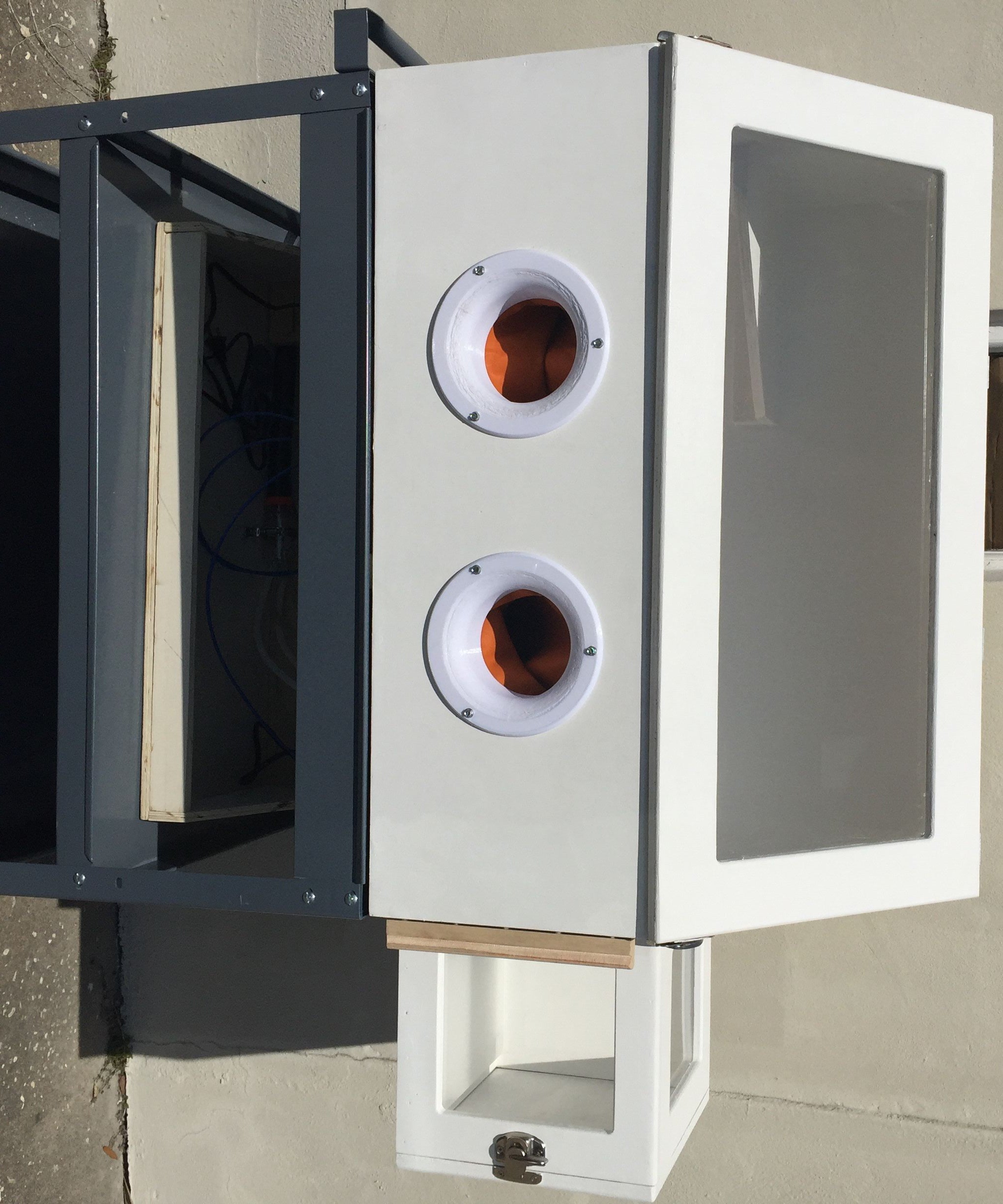 LowCost Research Glove Box Operating Instructions 6 Steps