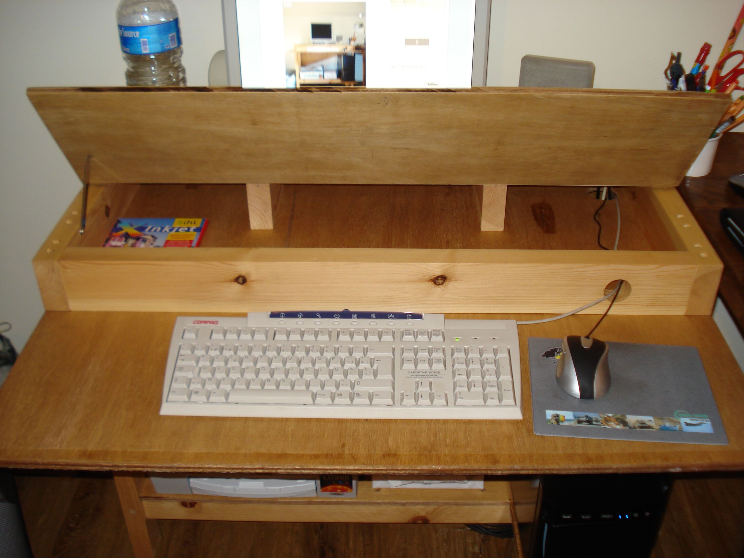Simple Computer Table With Storage : 4 Steps - Instructables