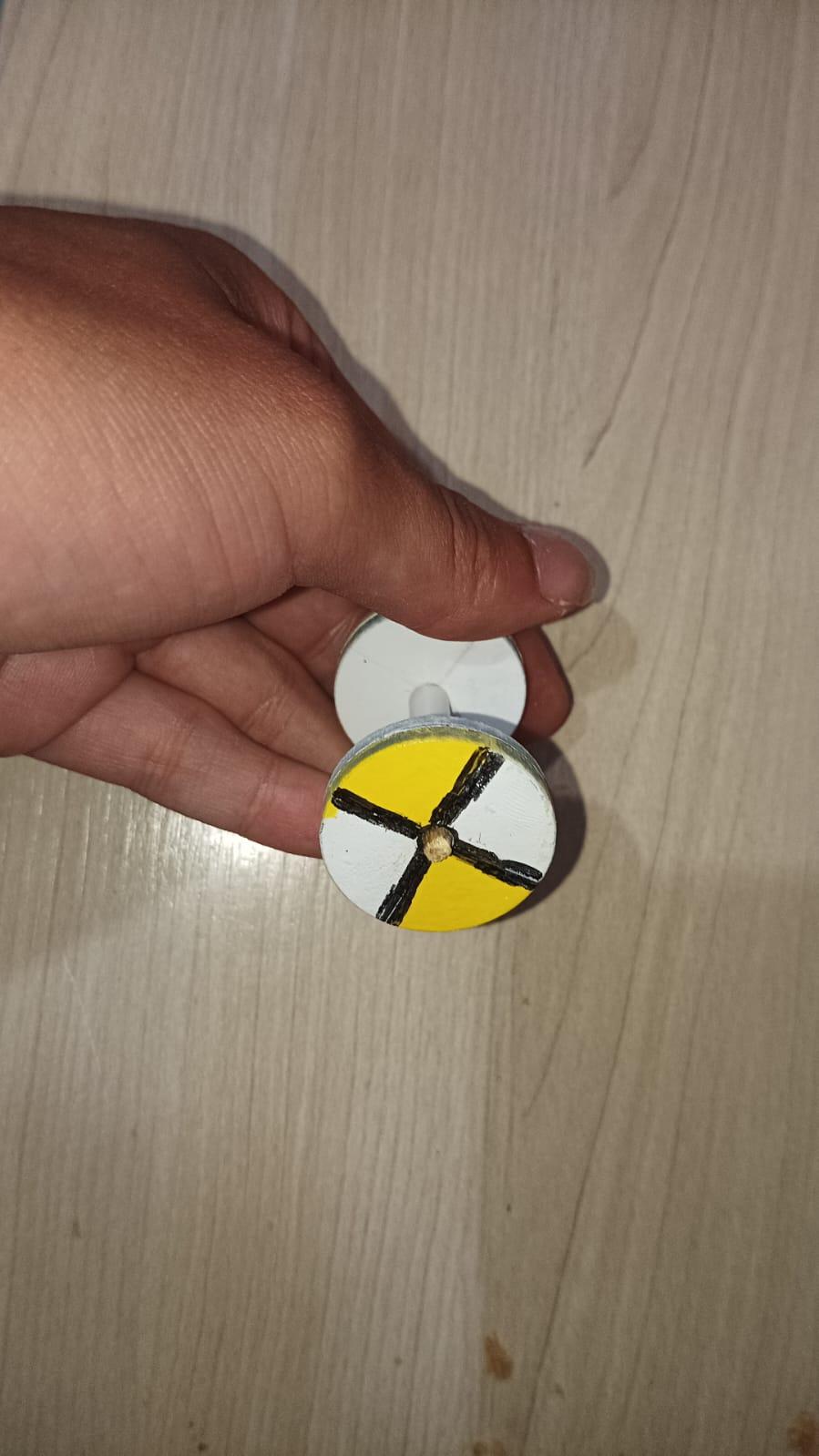 Encaixe Das Rodas Com Os Eixos