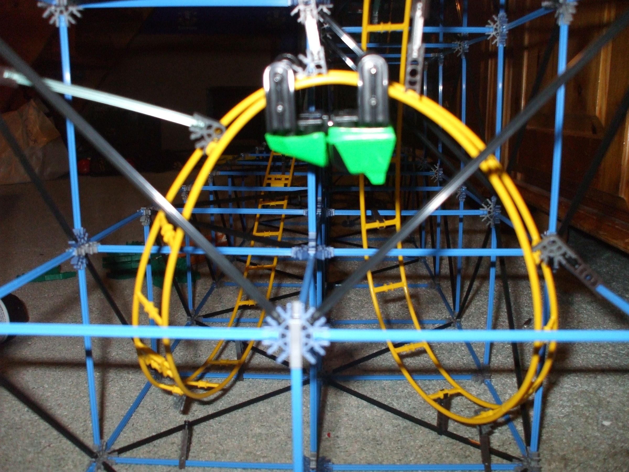 Knex Coaster: Barrel Run
