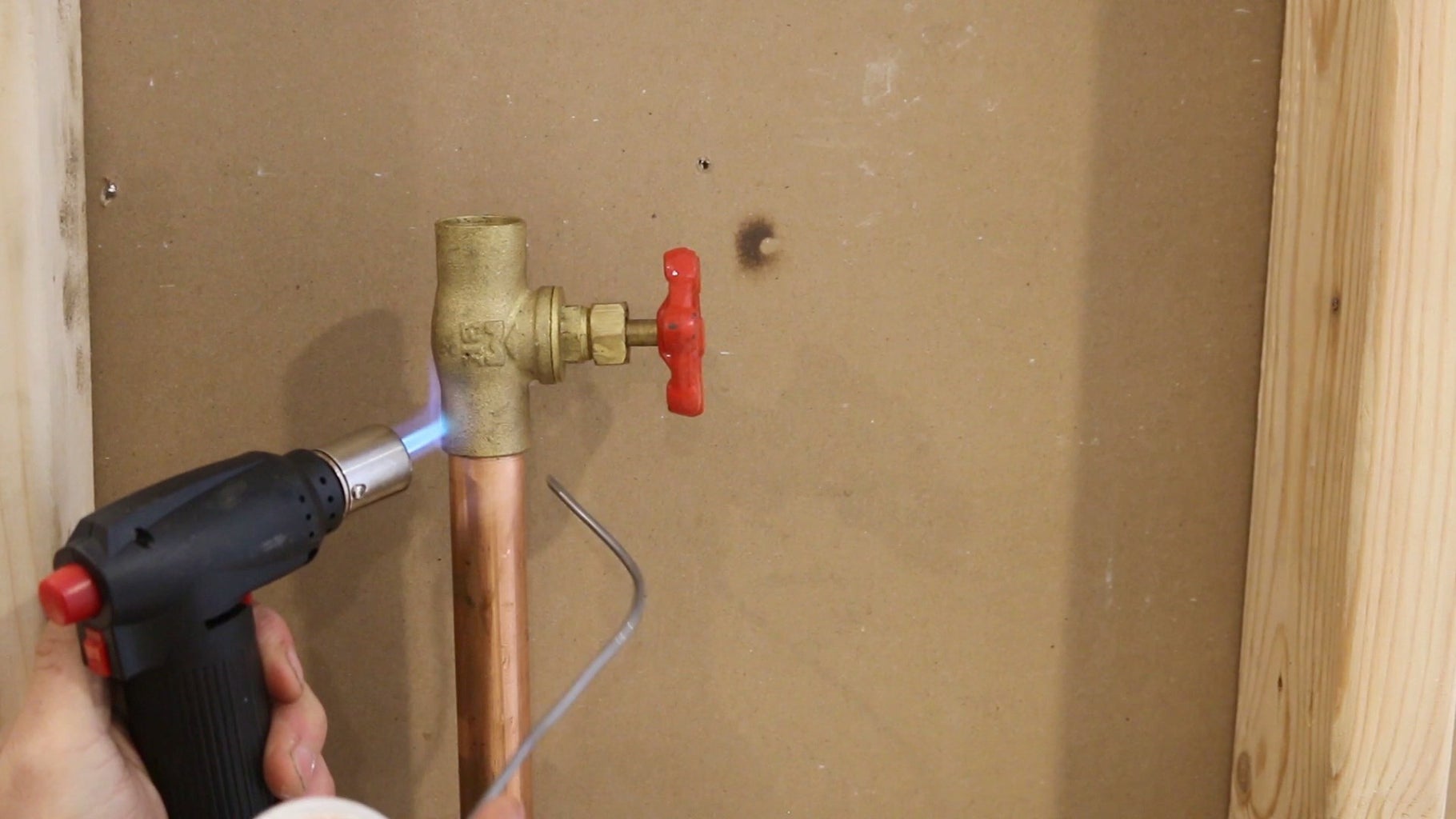 Unconventional Plumbing Hacks Every Homeowner