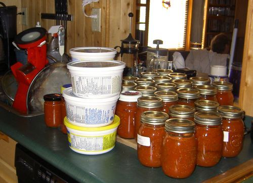 How to Preserve a Bushel of Tomatoes in a Day