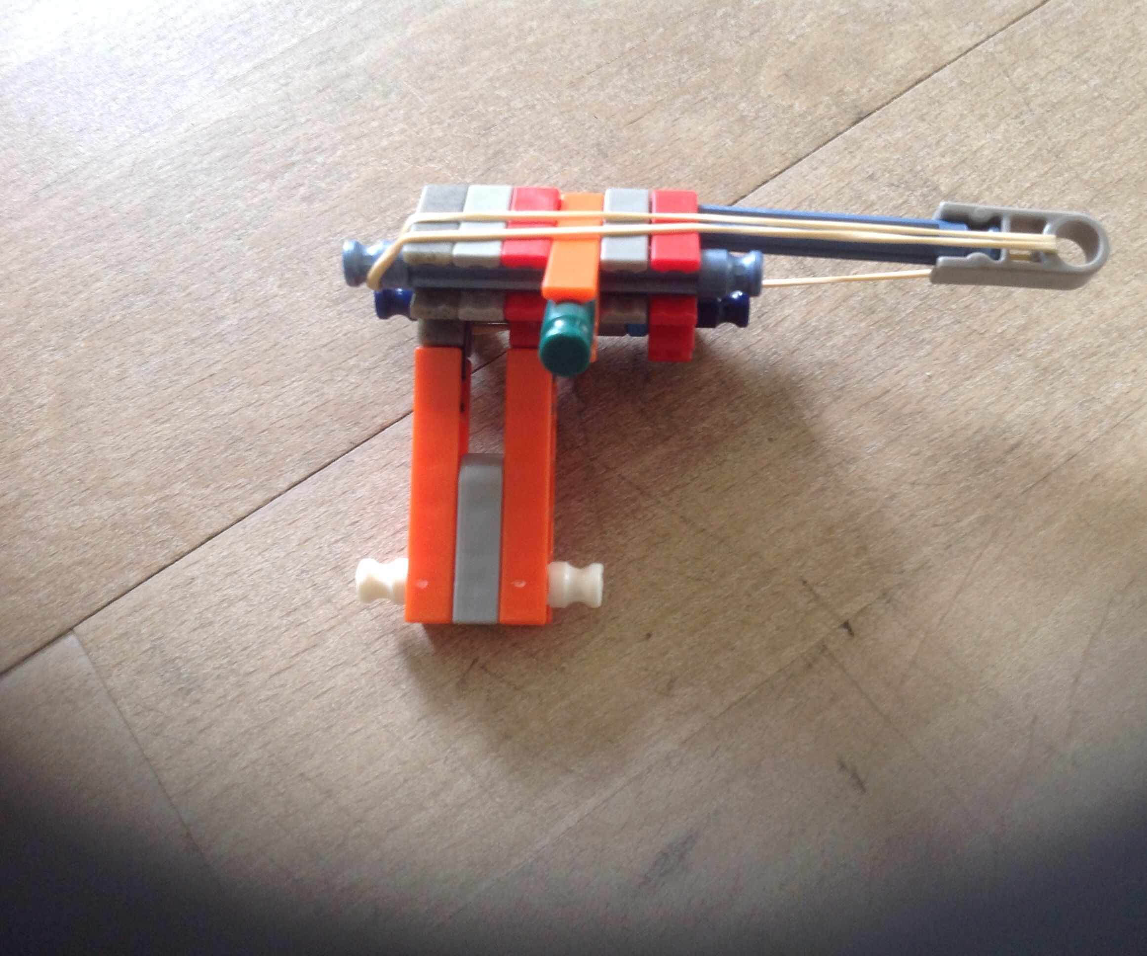 Mini knex gun