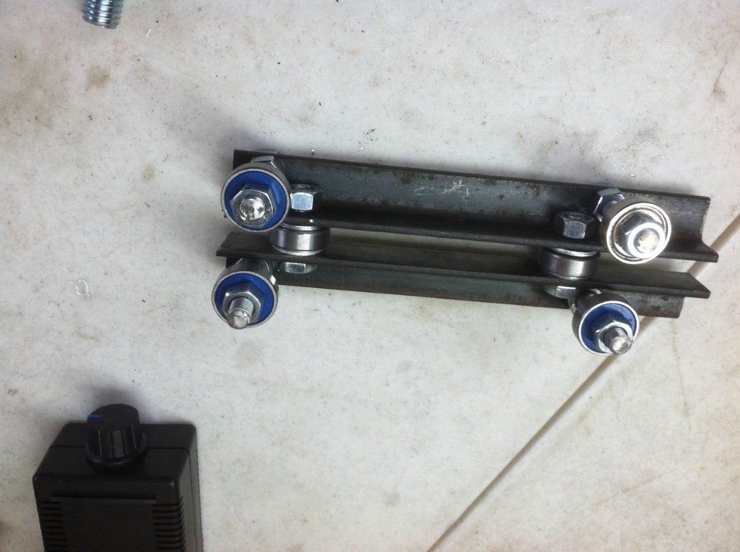 Diy Linear Slide (using Angle Iron and Bearings) 3 Steps Instructables