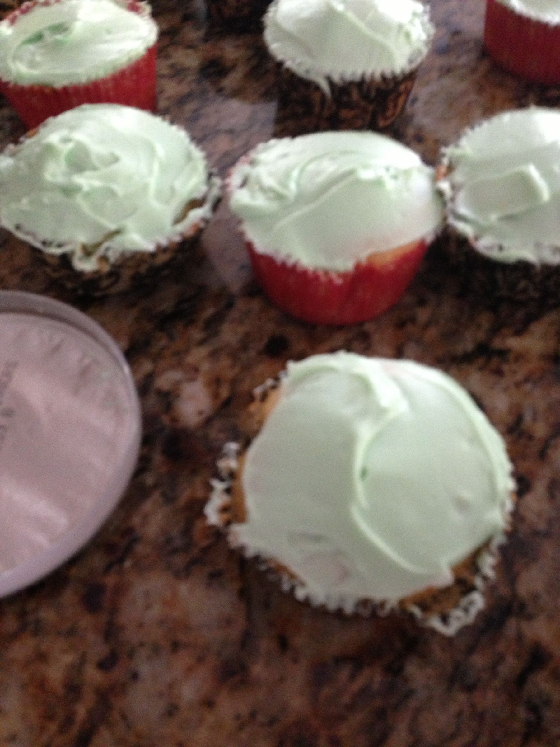 Make Mint Vanilla Cupcakes