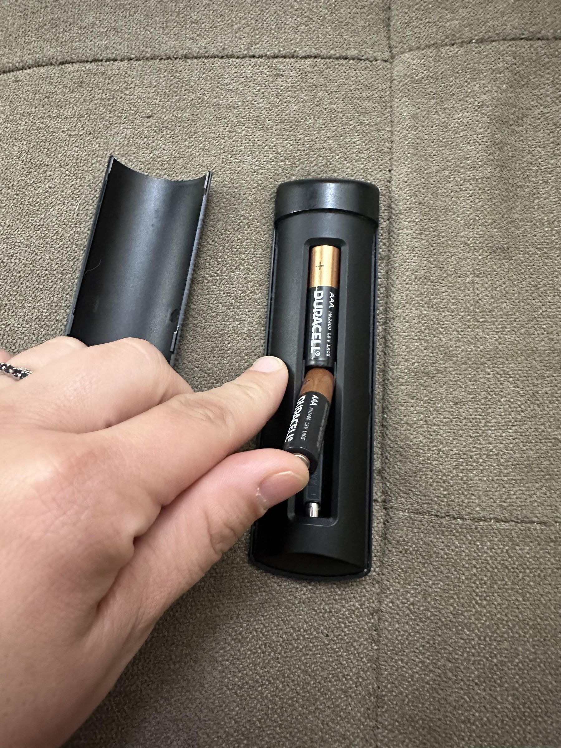 Sowell_Changing Amazon Fire Stick Remote Batteries 8 Steps