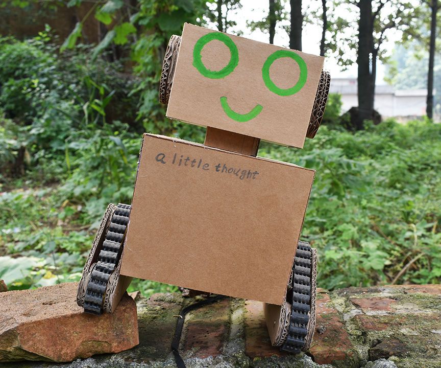 Corrugated Cardboard Making Crawler Robot Toy