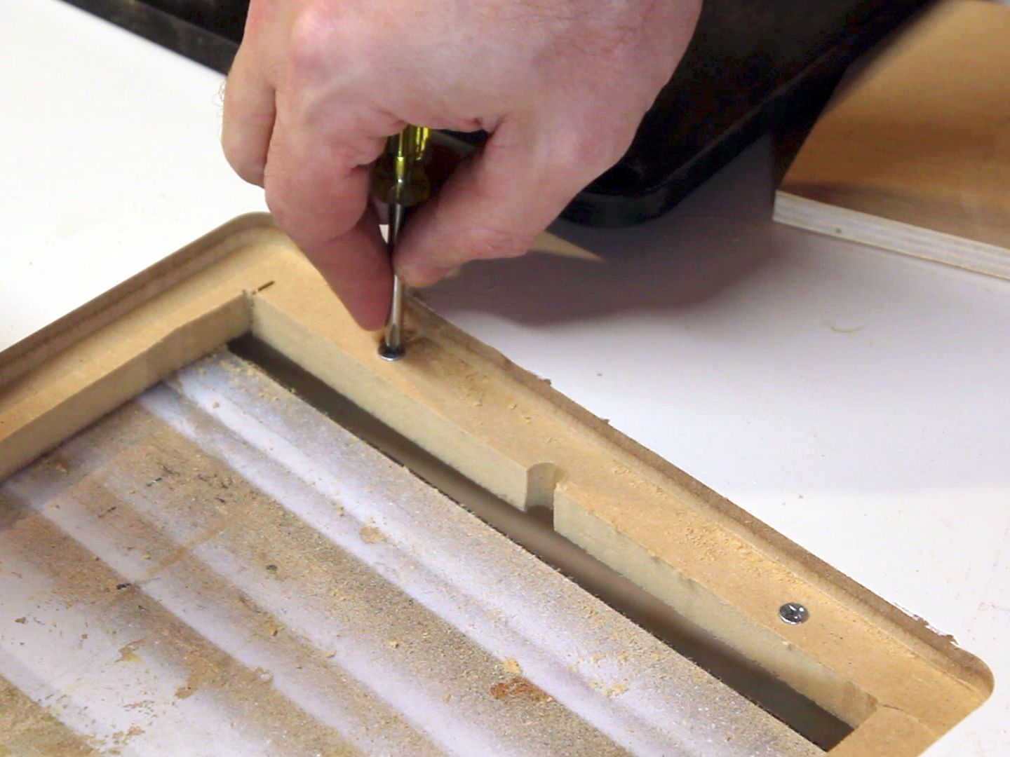 Inexpensive Router Table (Safe & Accurate) : 5 Steps (with Pictures ...