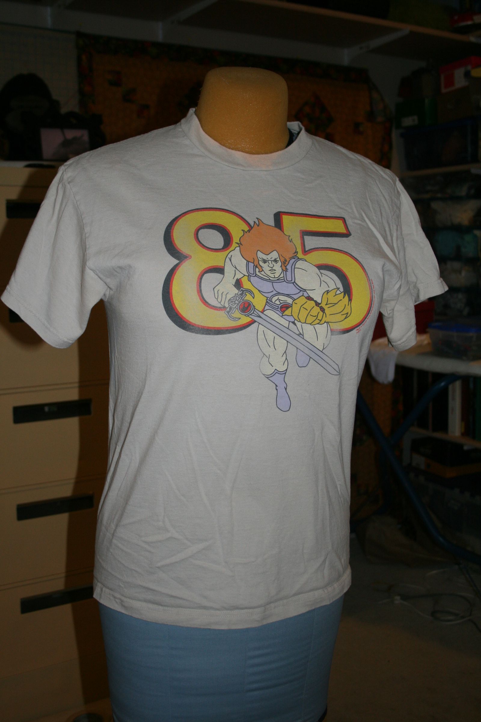 How to Make a Drab T-shirt Fabulous!