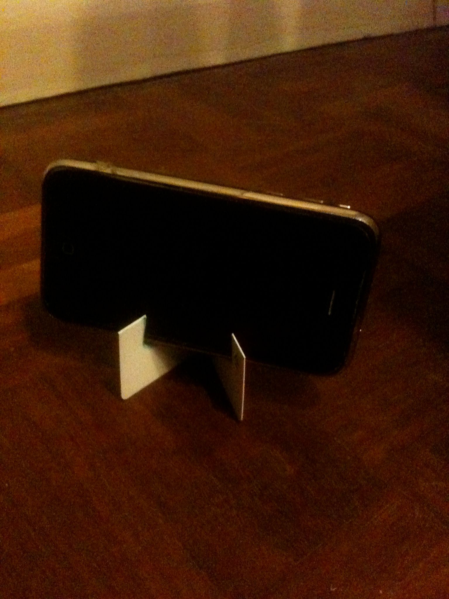 Old Card Phone Stand