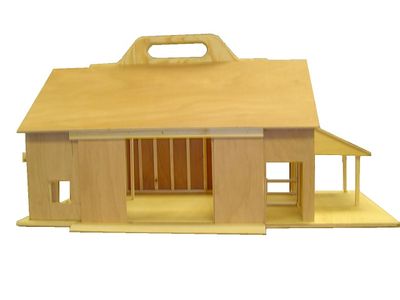 Barn, Toy
