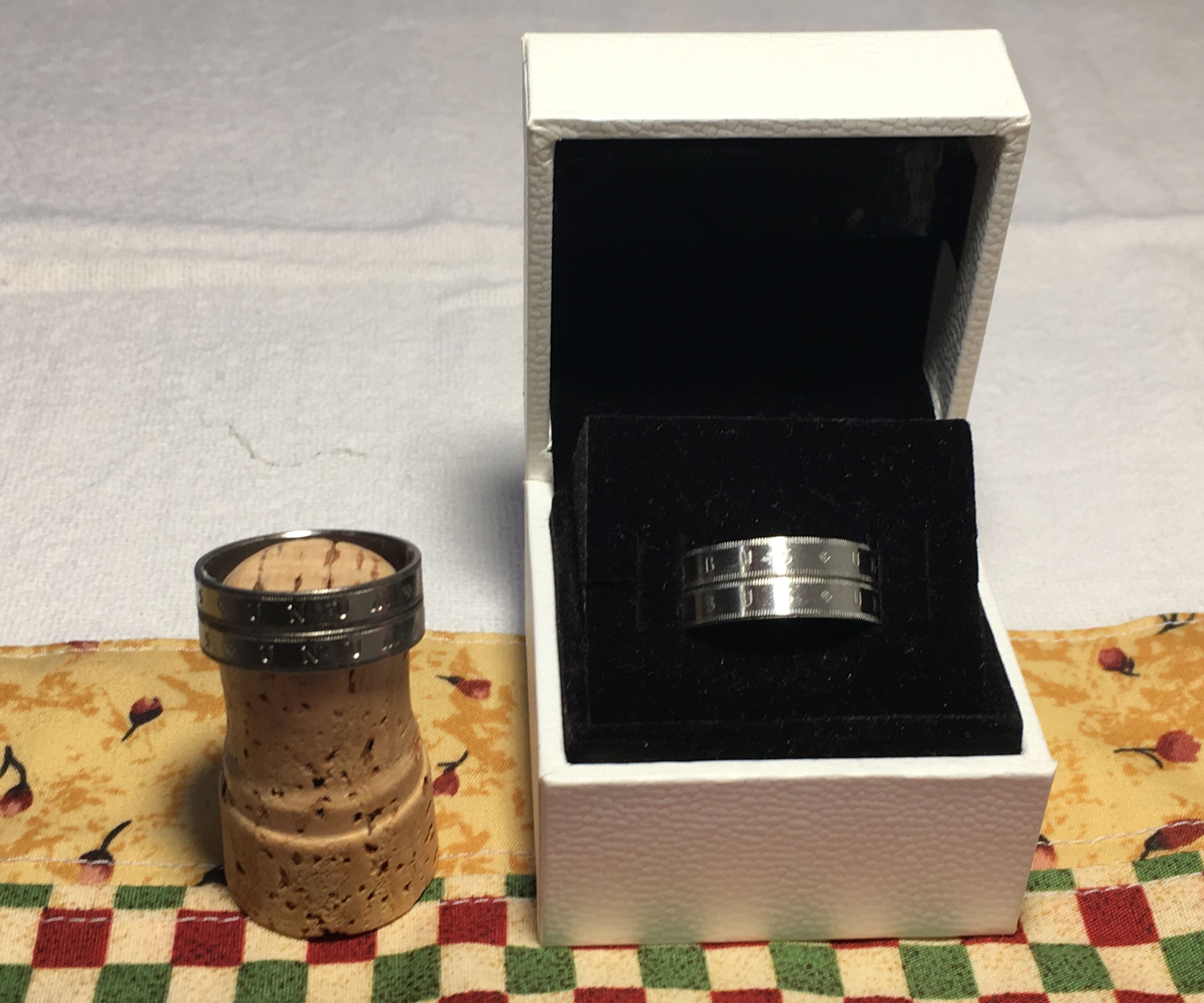 Cool '' EX PLURIBUS UNUM '' Ring 