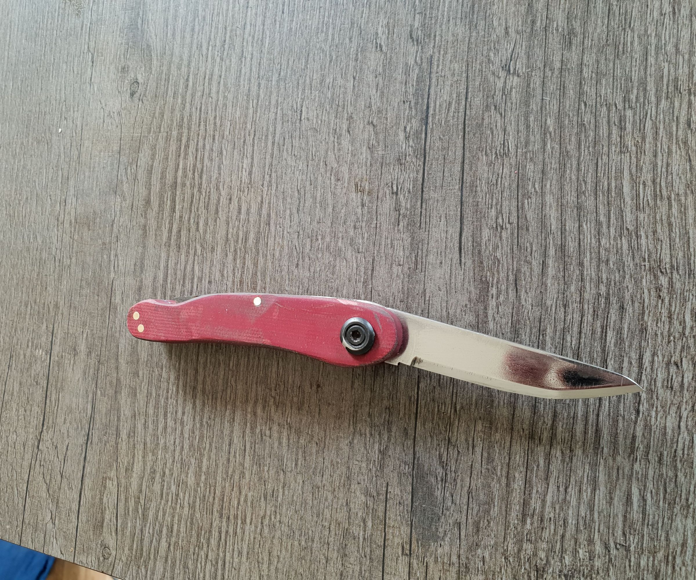 Folding Lock Knife.  or Is It 'locking Fold Knife'?