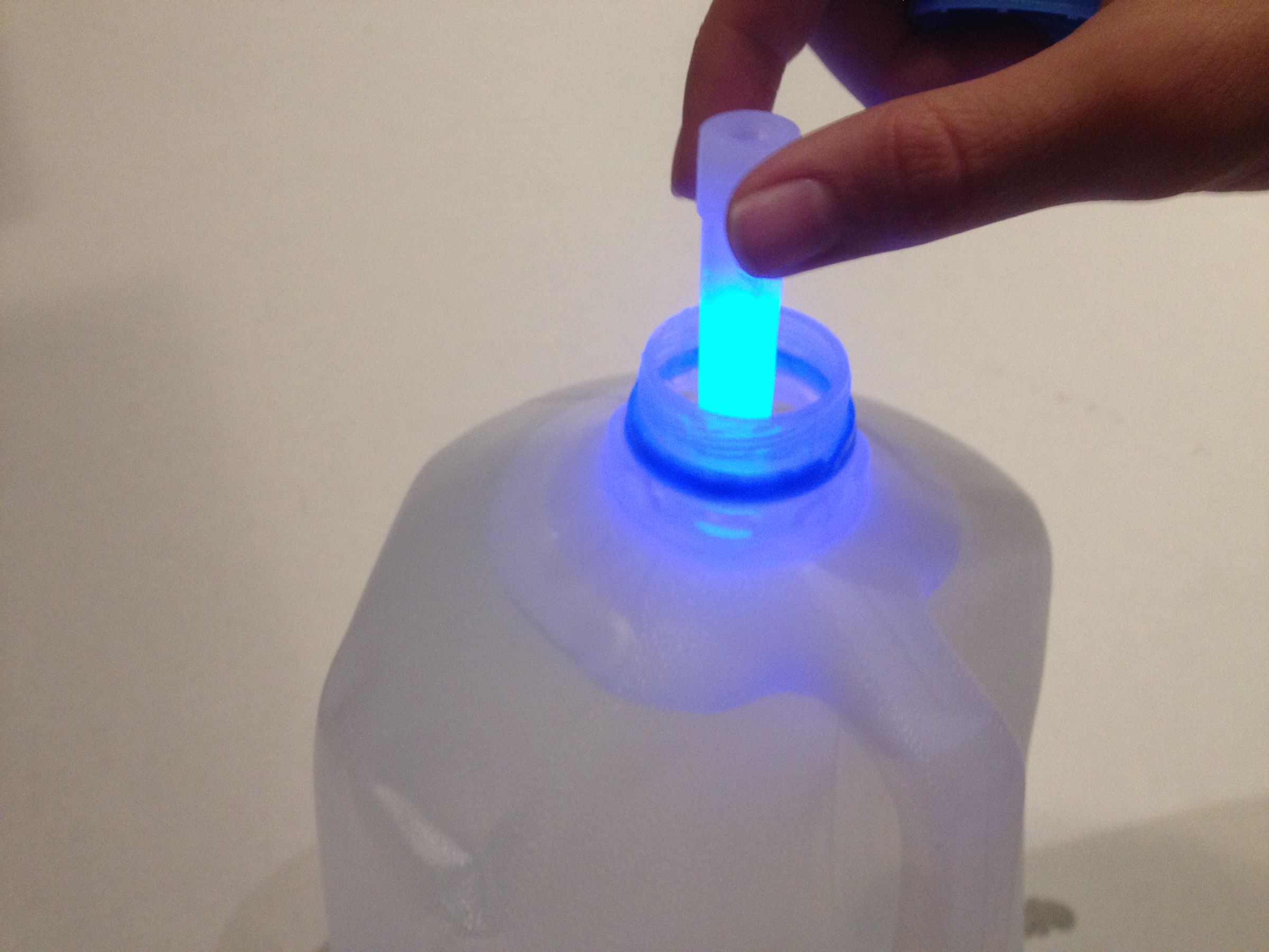 Emergency Glow Stick Lamp Instructables