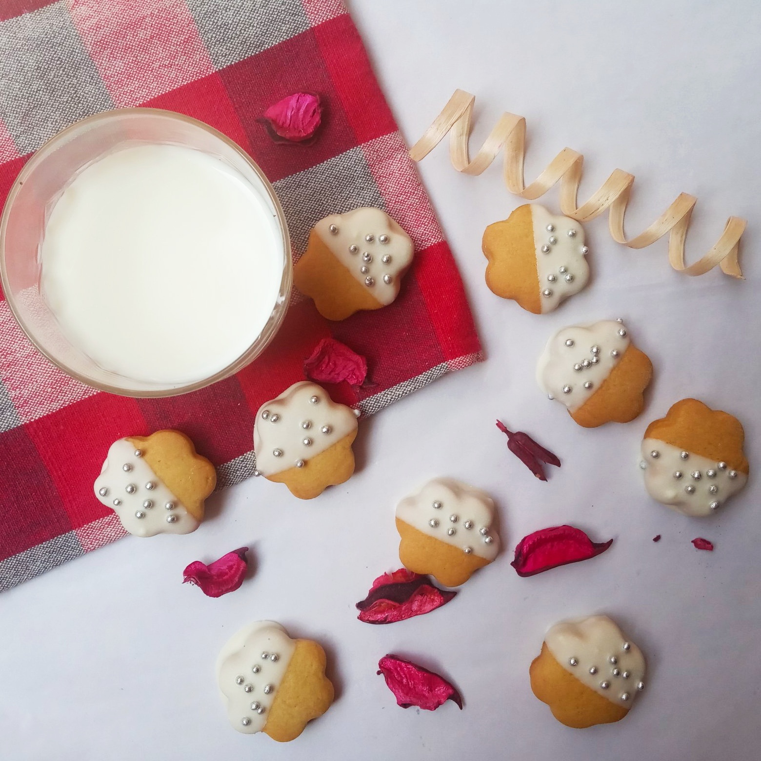 Classic Butter Cookies 4 Steps Instructables