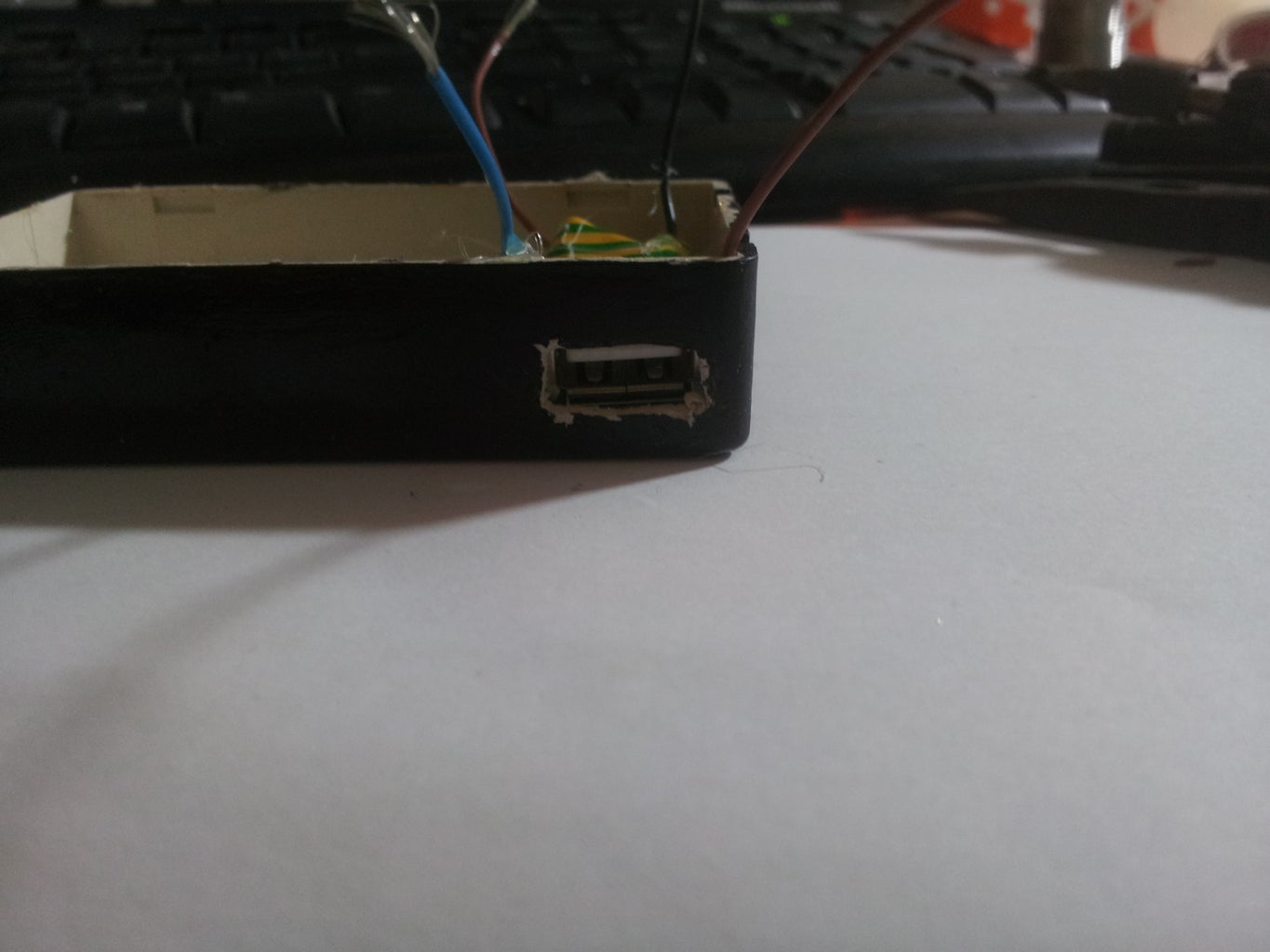 Design and Build a Portable USB Charger : 4 Steps Circuit Diagram