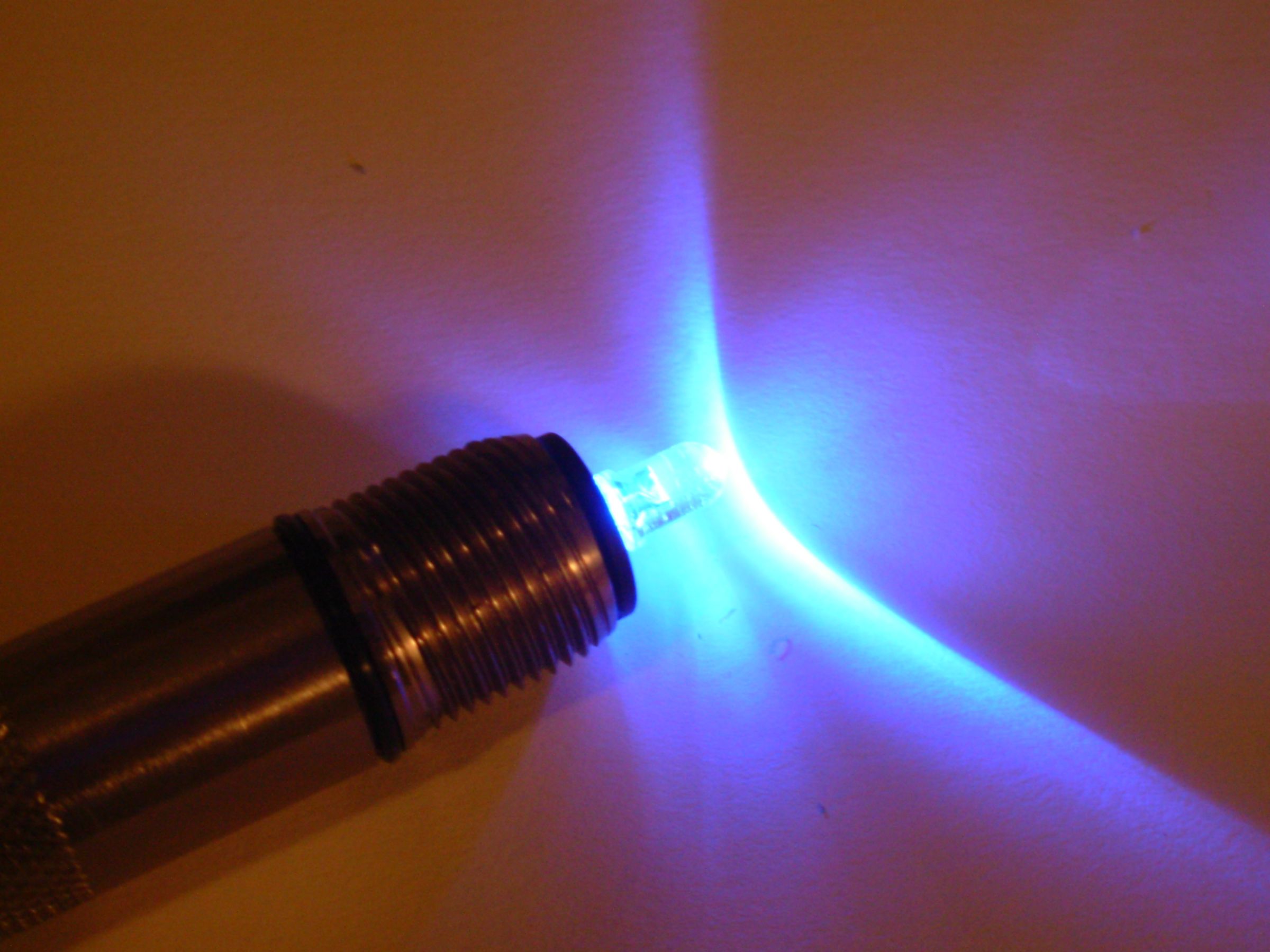 Mini Maglite LED Hack 7 Steps Instructables