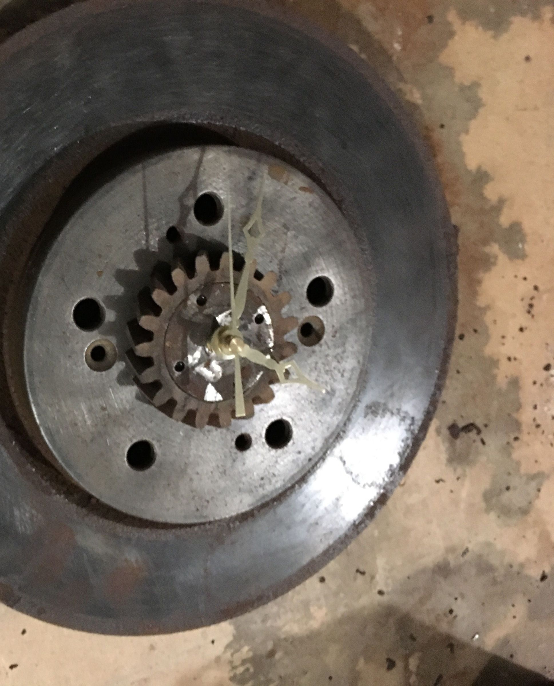 Brake Rotor Clock 4 Steps Instructables