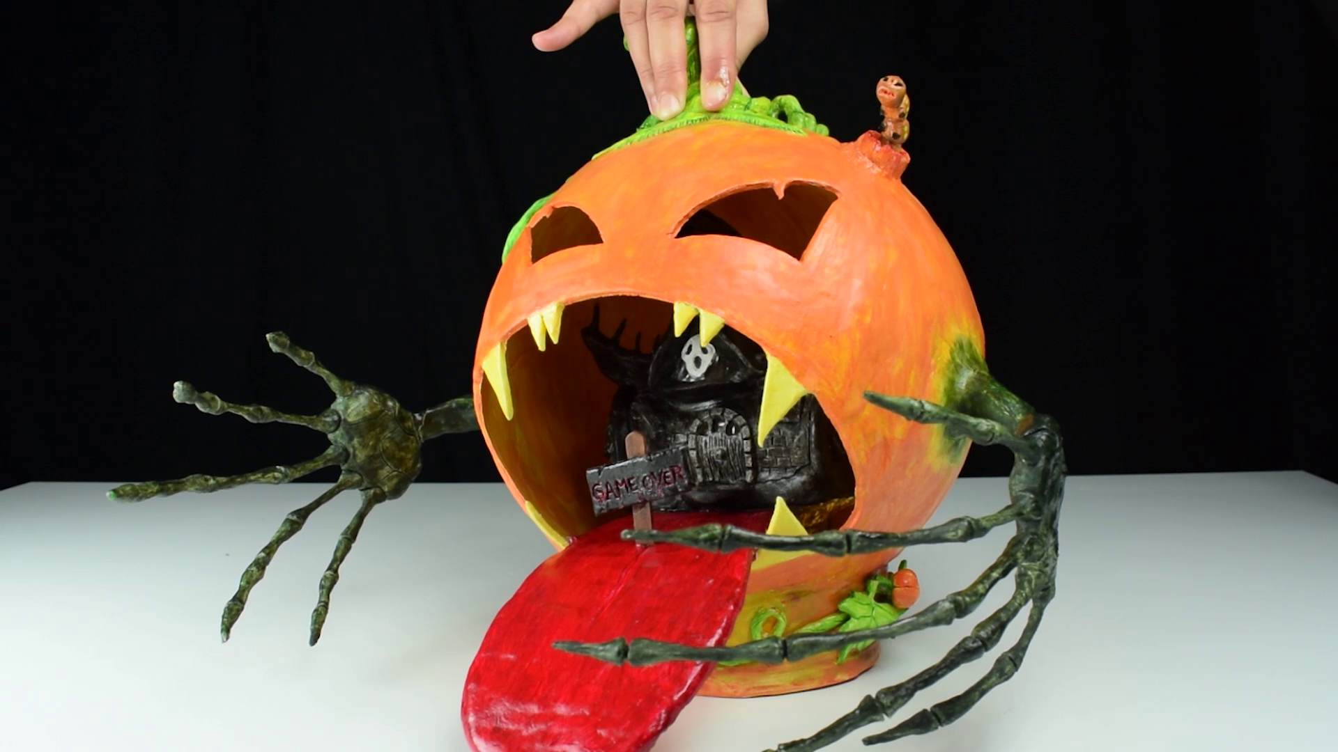 Making a Crazy Pumpkin and Witch House!! : 16 Steps - Instructables