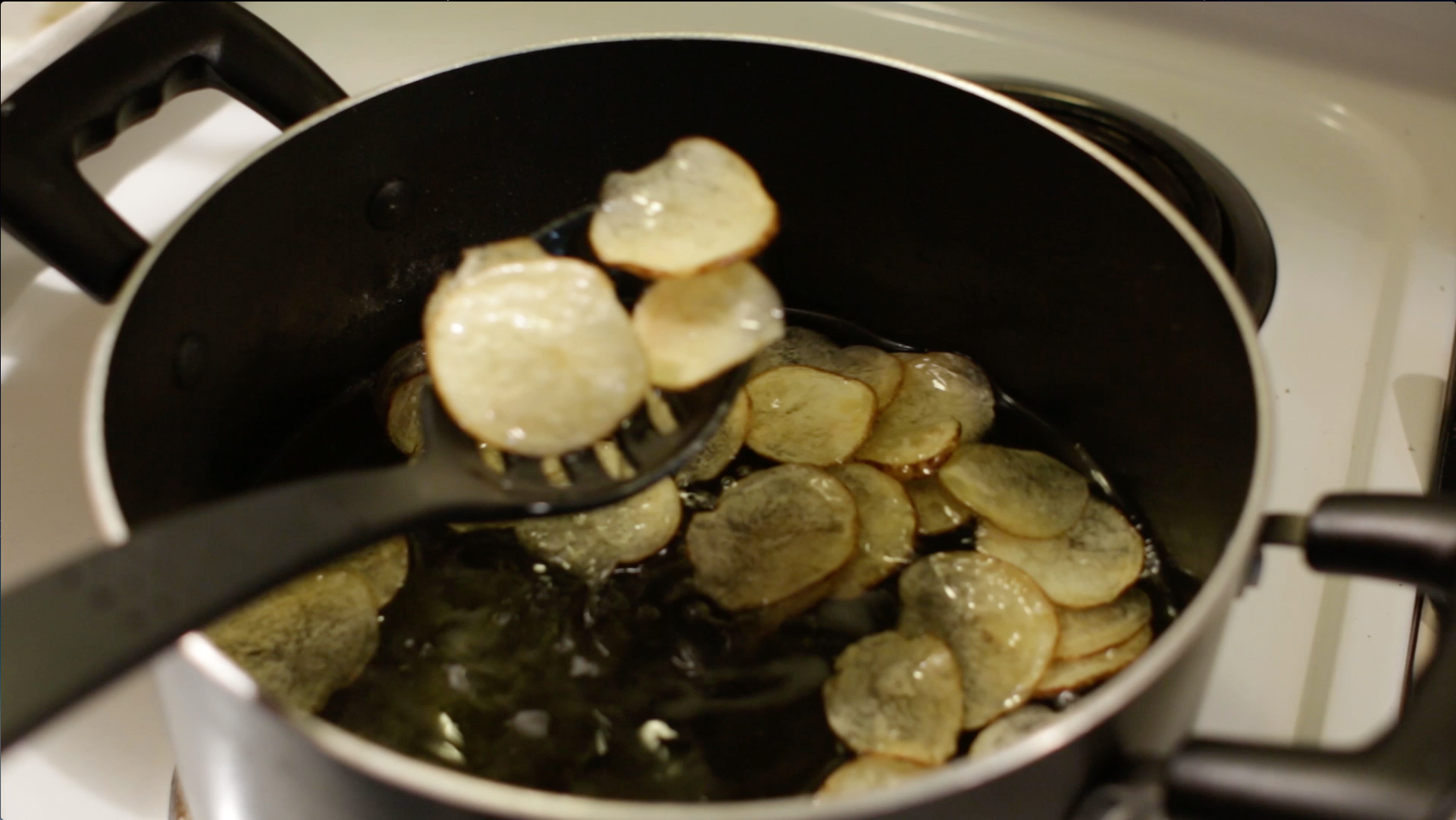 Amazing Homemade Potato Chips (Crisps) 7 Steps (with Pictures